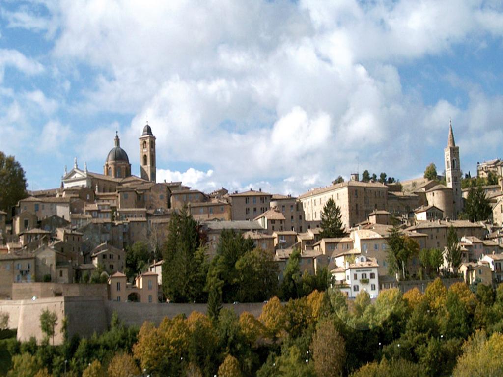 Hotel Bonconte Urbino Exterior foto